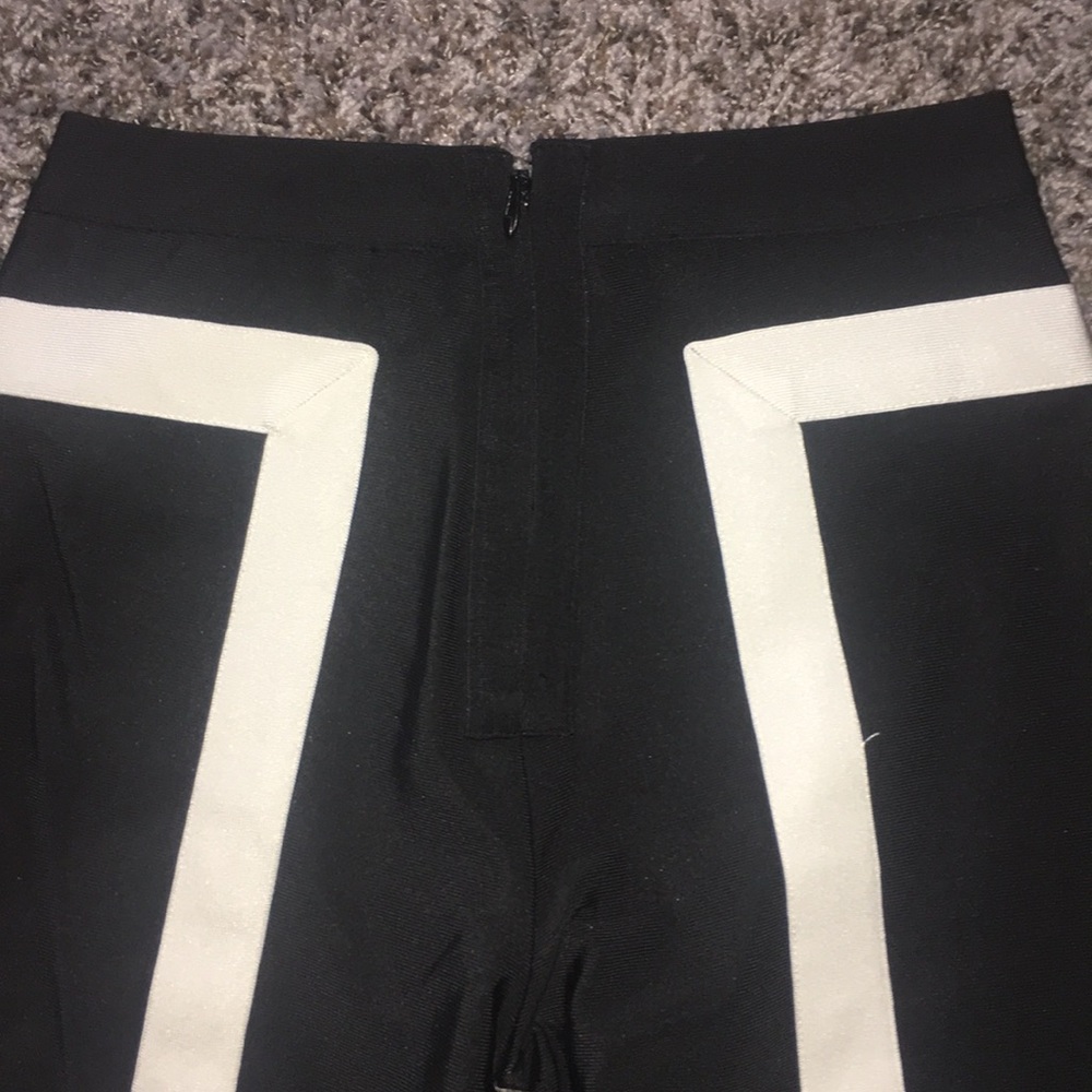 Super Cute Two Piece - image 5